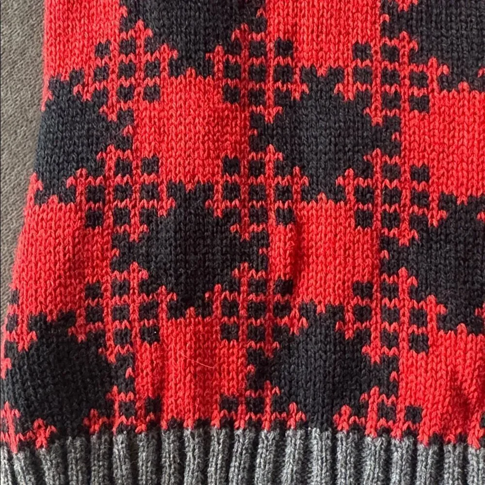 Pet Dog Cat Sweater Buffalo Plaid Red and Black Size S NEW